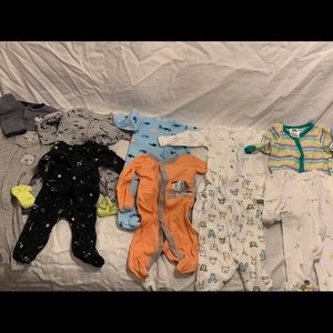 Bundle! Carter’s newborn pajamas